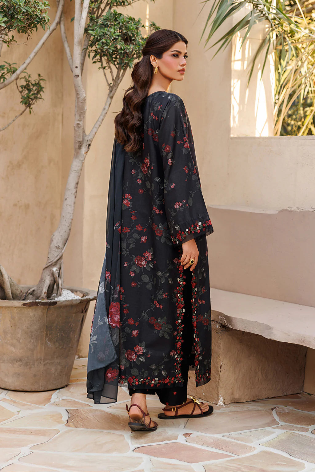 UE-662 PRINTED LAWN