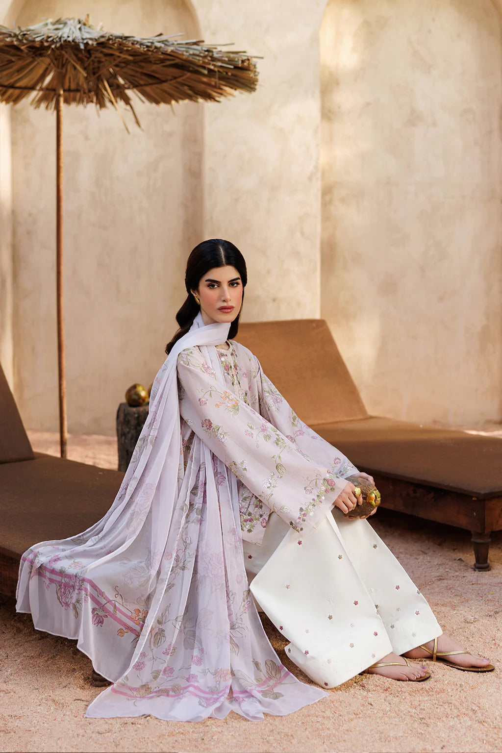UE-661 PRINTED LAWN