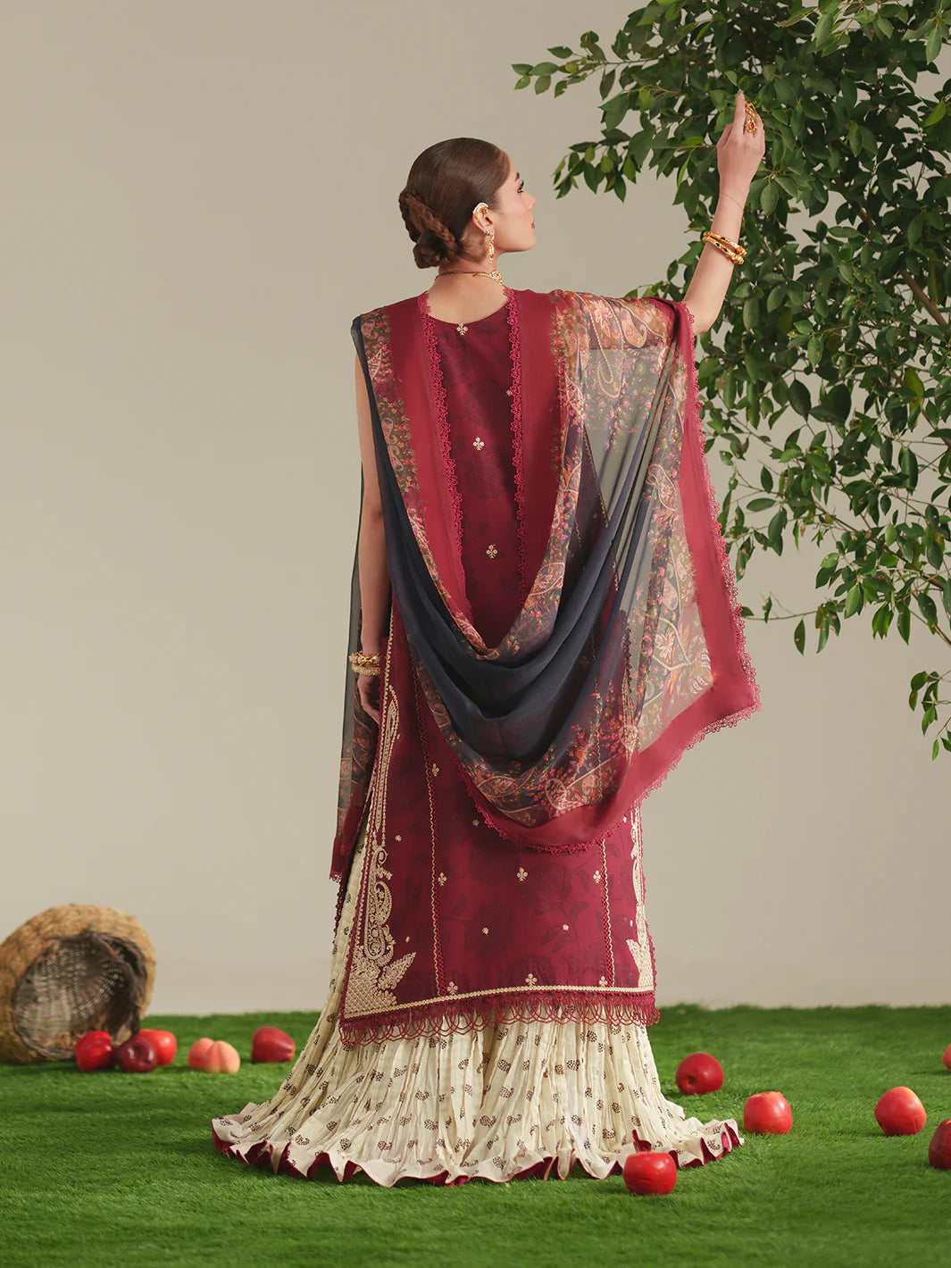 84B | 3 PC LAWN