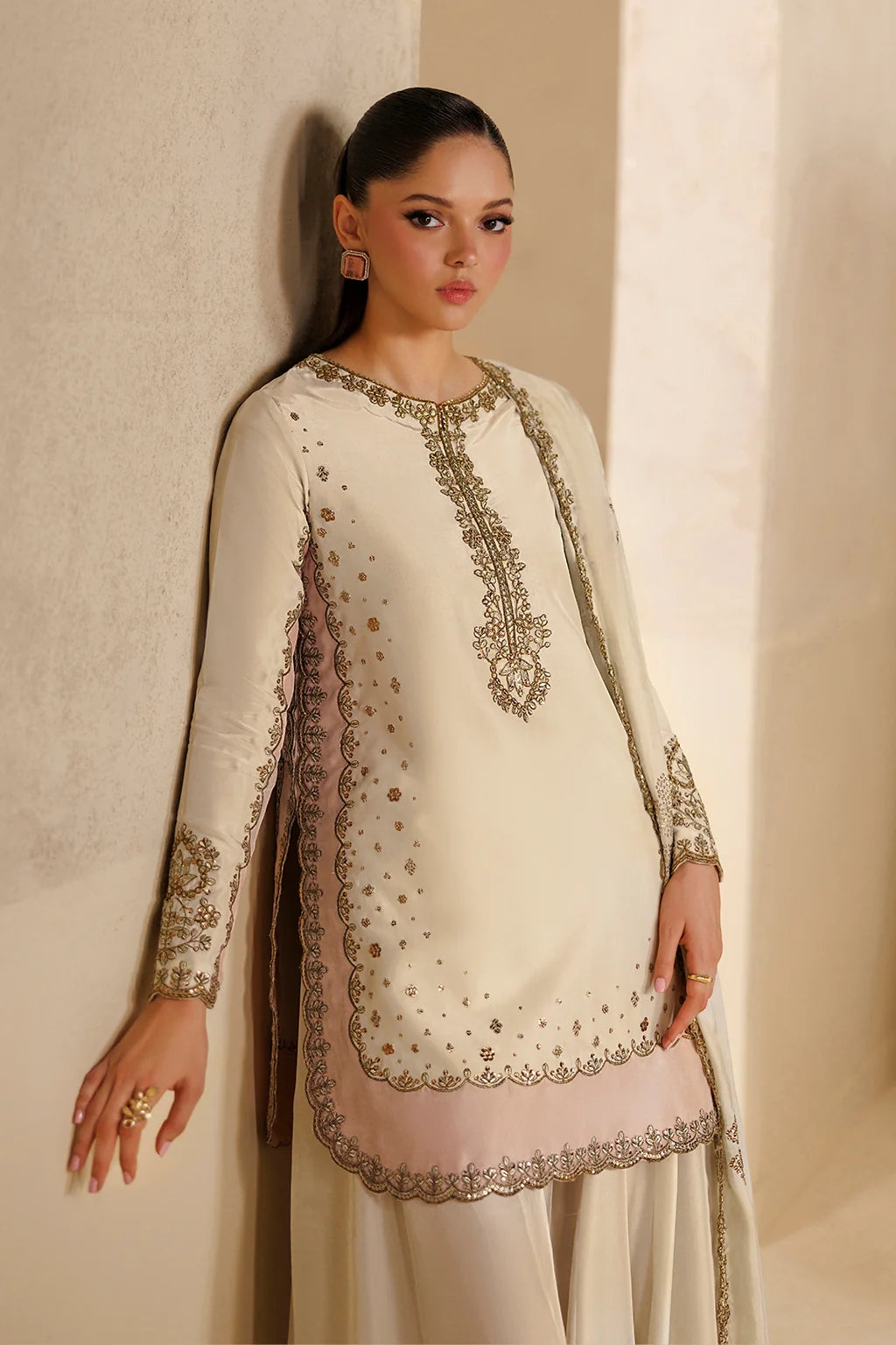 UE-735 EMBROIDERED RAMEN SILK
