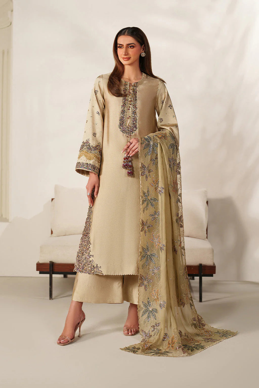 UE-617 SHEESHA SILK