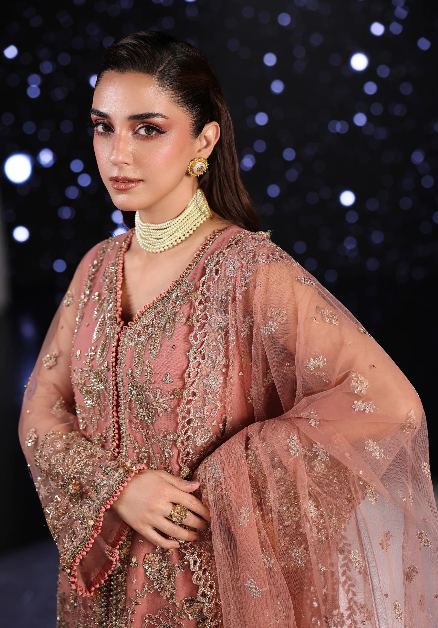 ESH-05 BEYOND BEAUTY