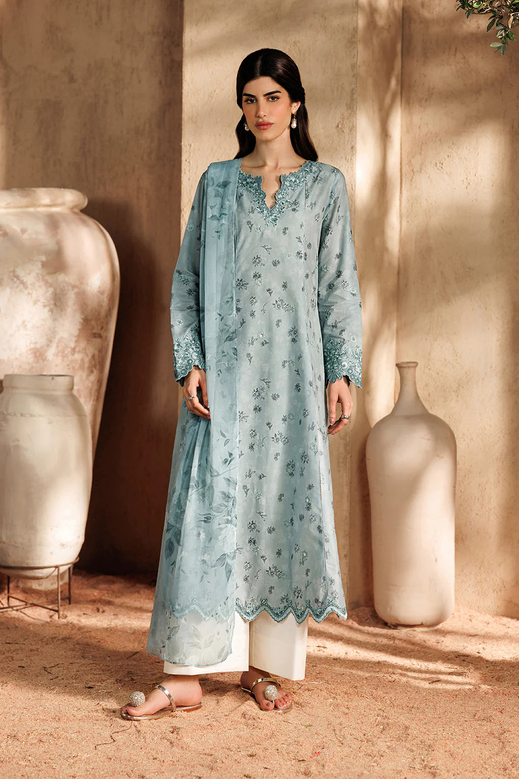 UE-671 PRINTED LAWN