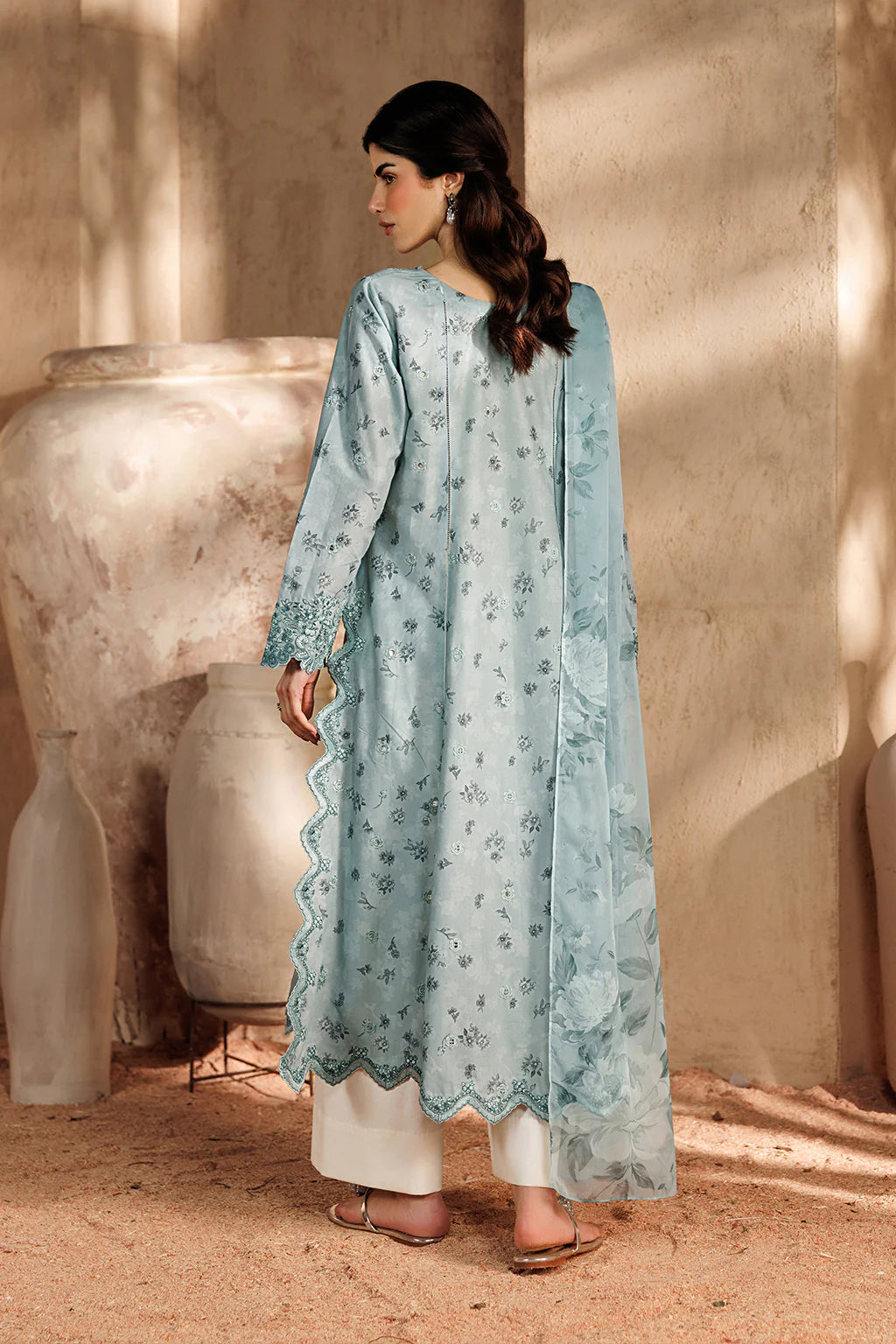 UE-671 PRINTED LAWN