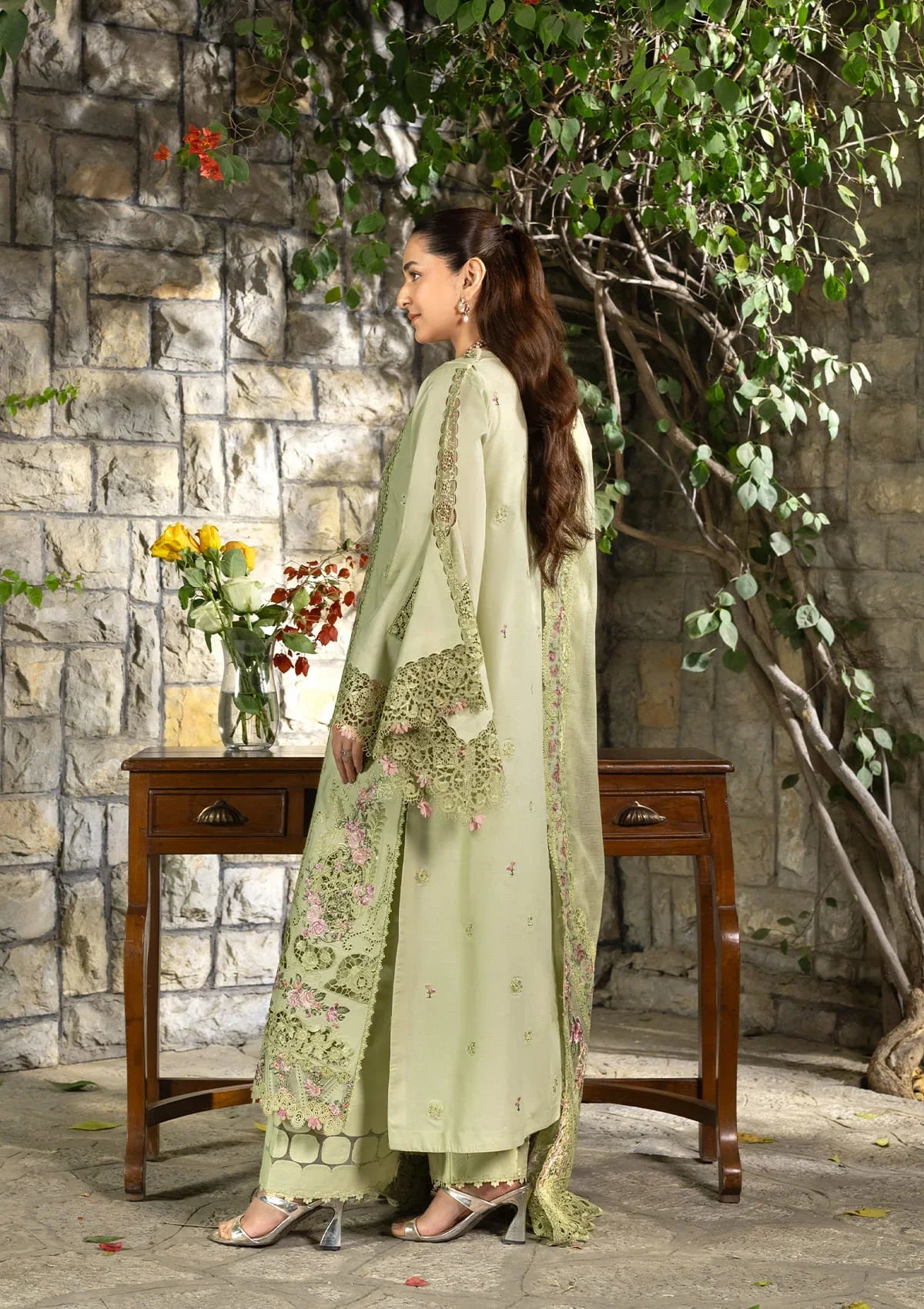 ELY-11 SPANISH MUSE