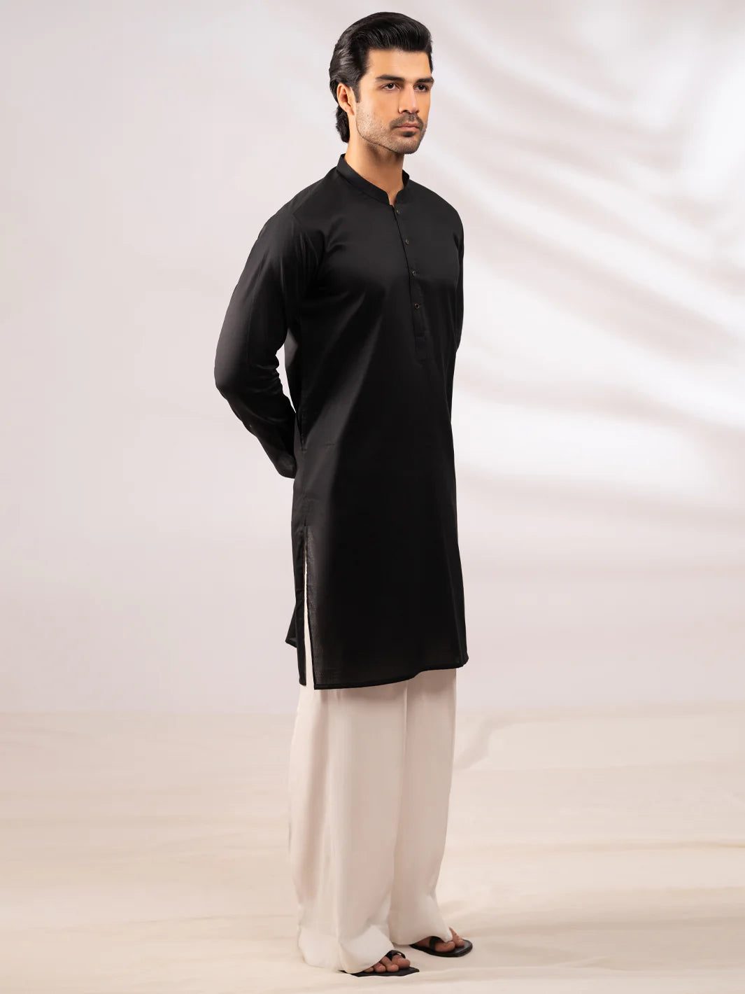 BLACK PLAIN KURTA - AL-K-1308