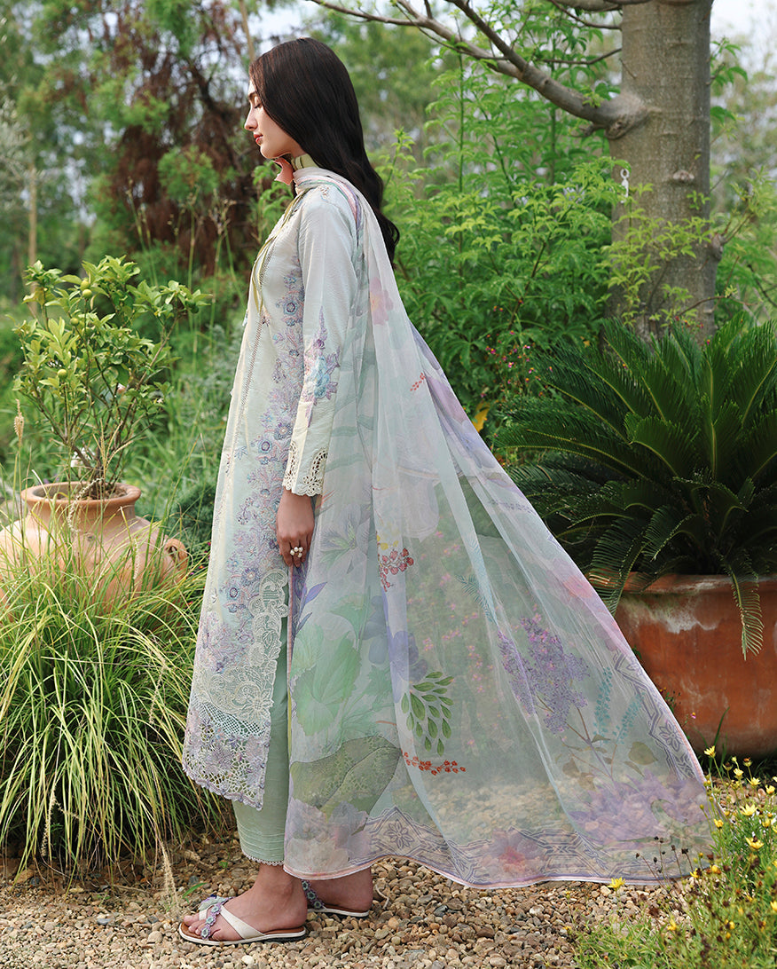 GARDEN ROYALE