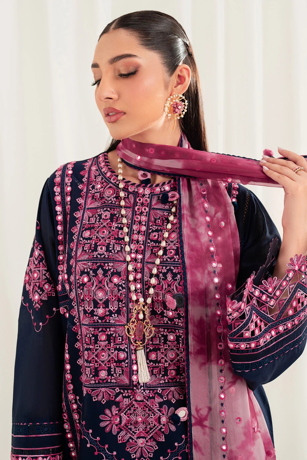 EMBROIDERED LAWN IL'25-D01