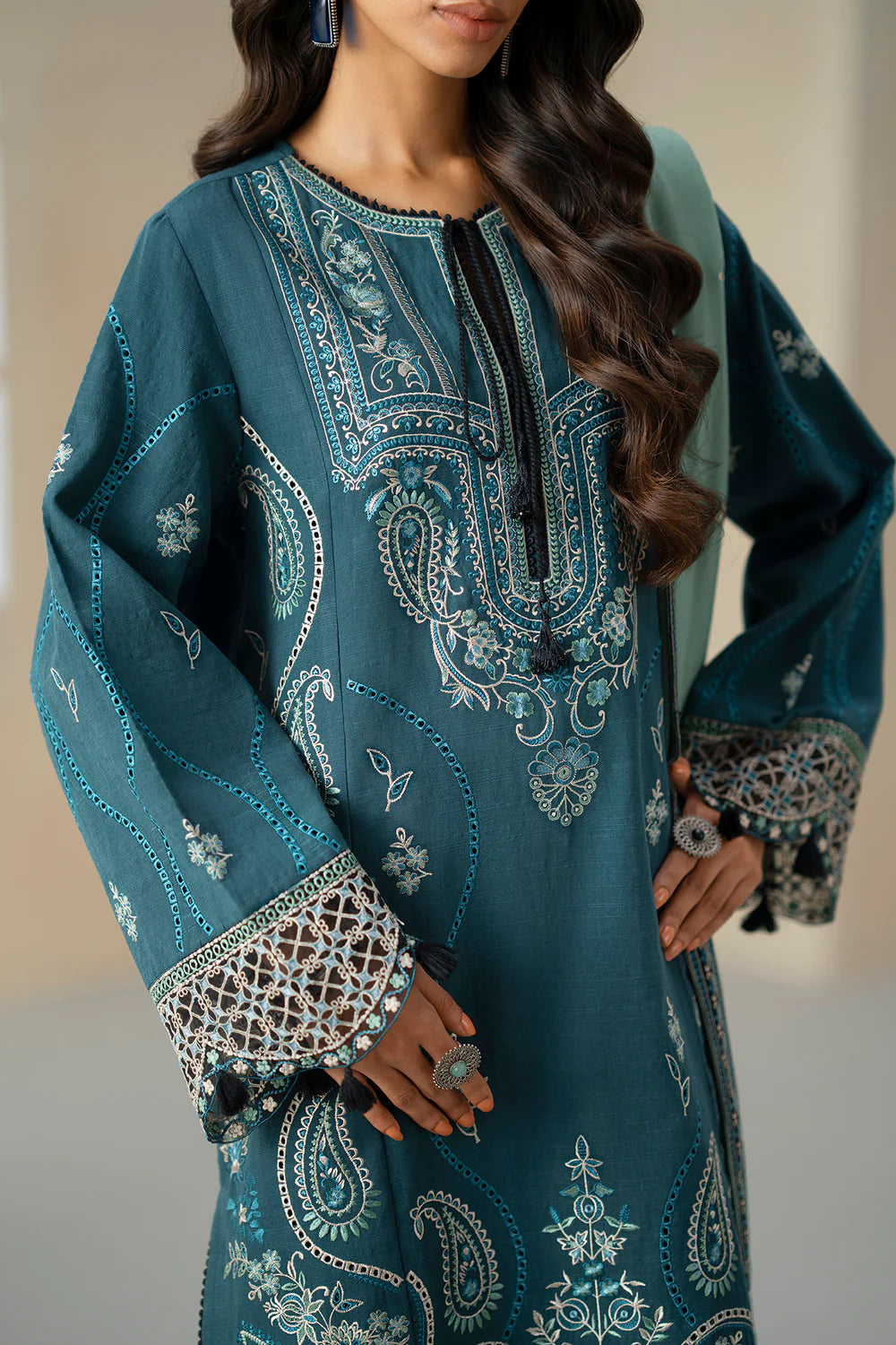 EMBROIDERED SUIT