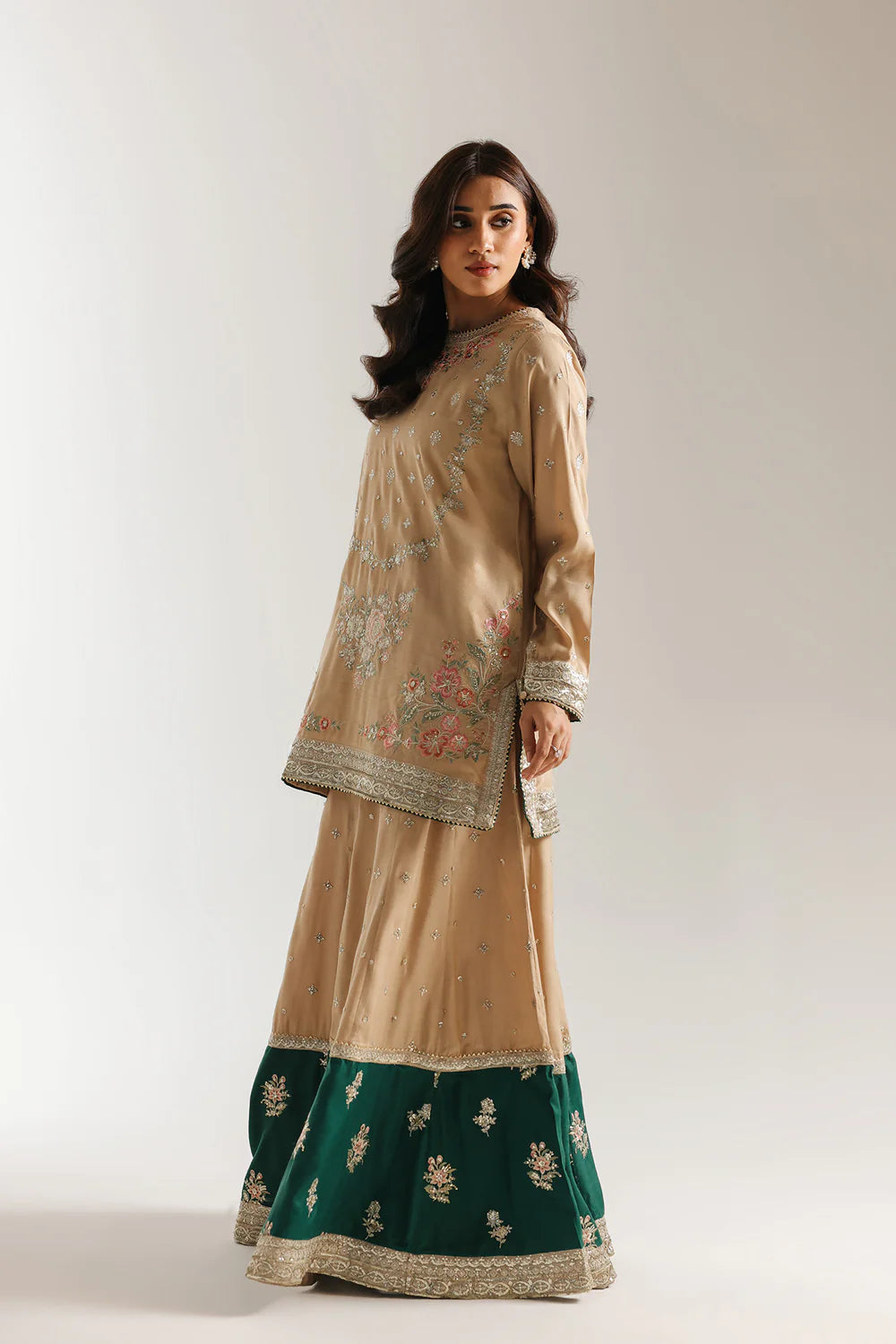 EMBROIDERED SUIT