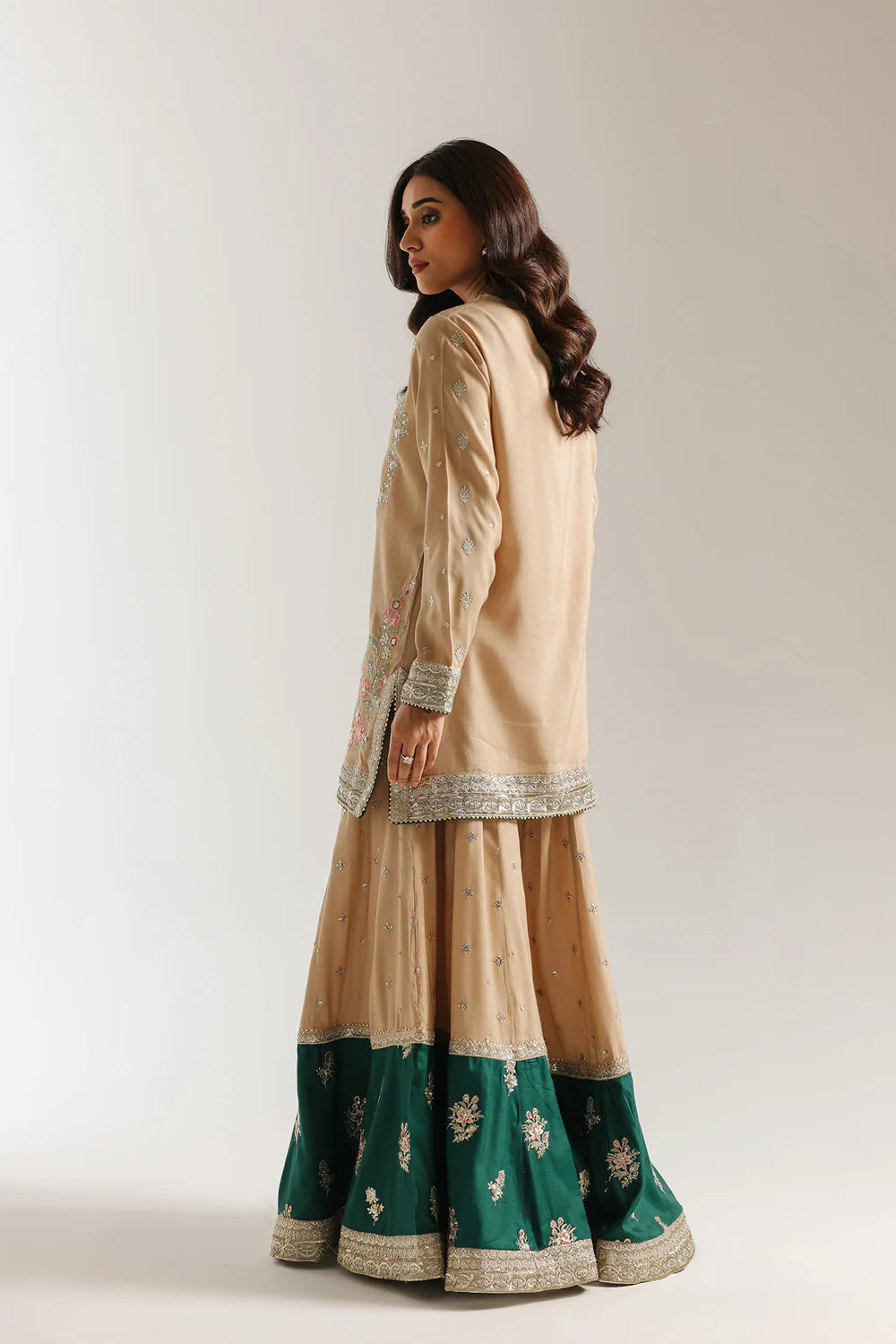 EMBROIDERED SUIT
