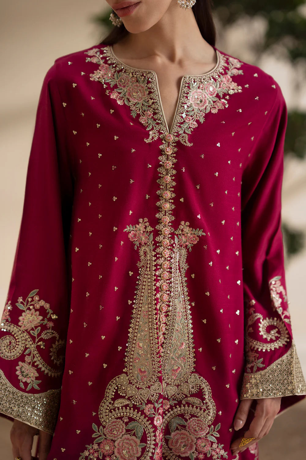 EMBROIDERED SUIT