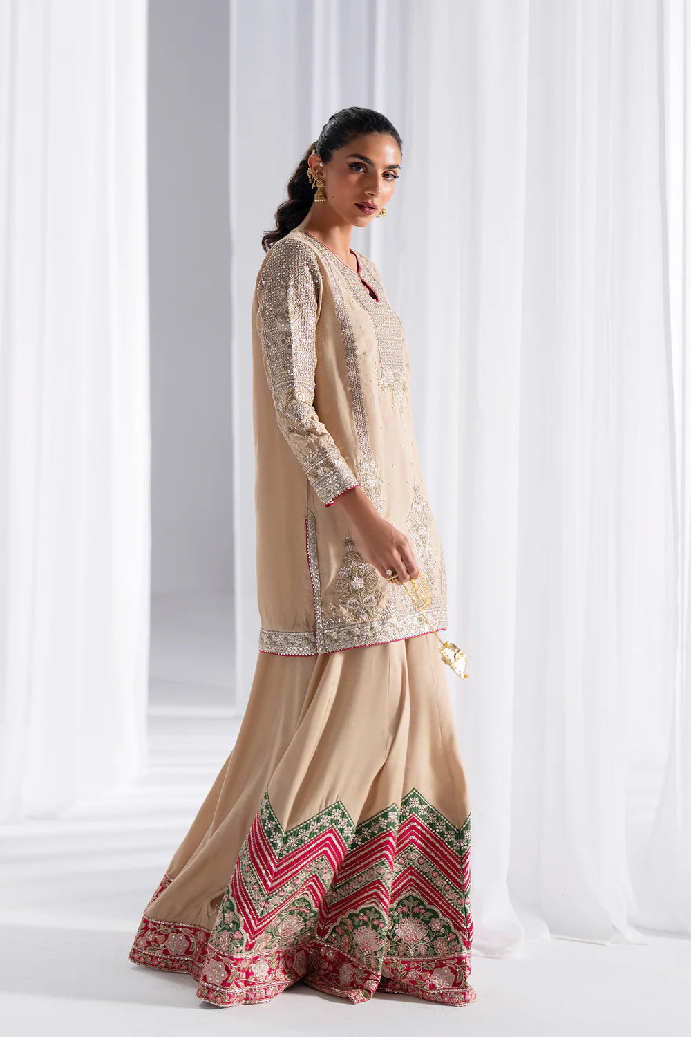 EMBROIDERED SUIT