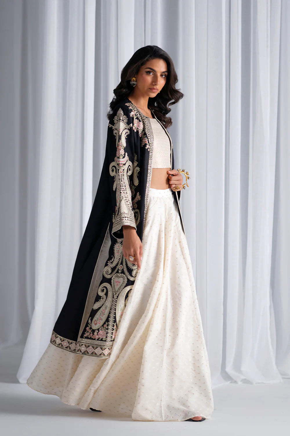 EMBROIDERED SUIT