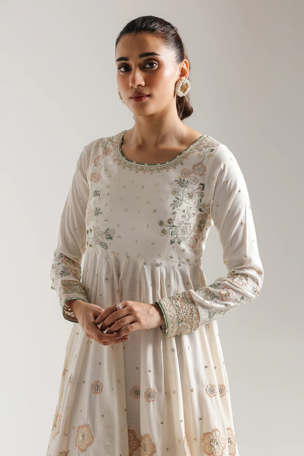 EMBROIDERED SUIT