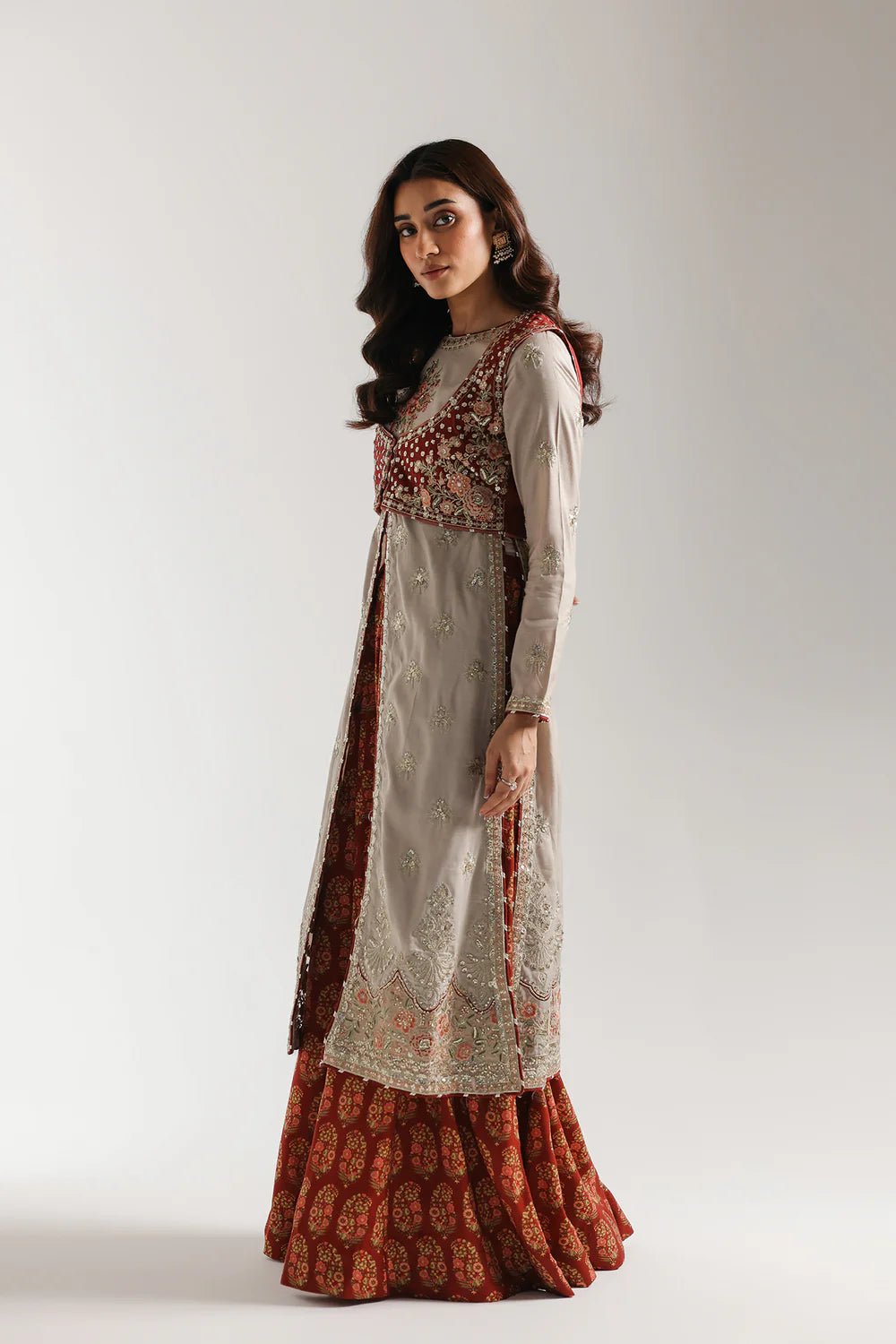 EMBROIDERED SUIT