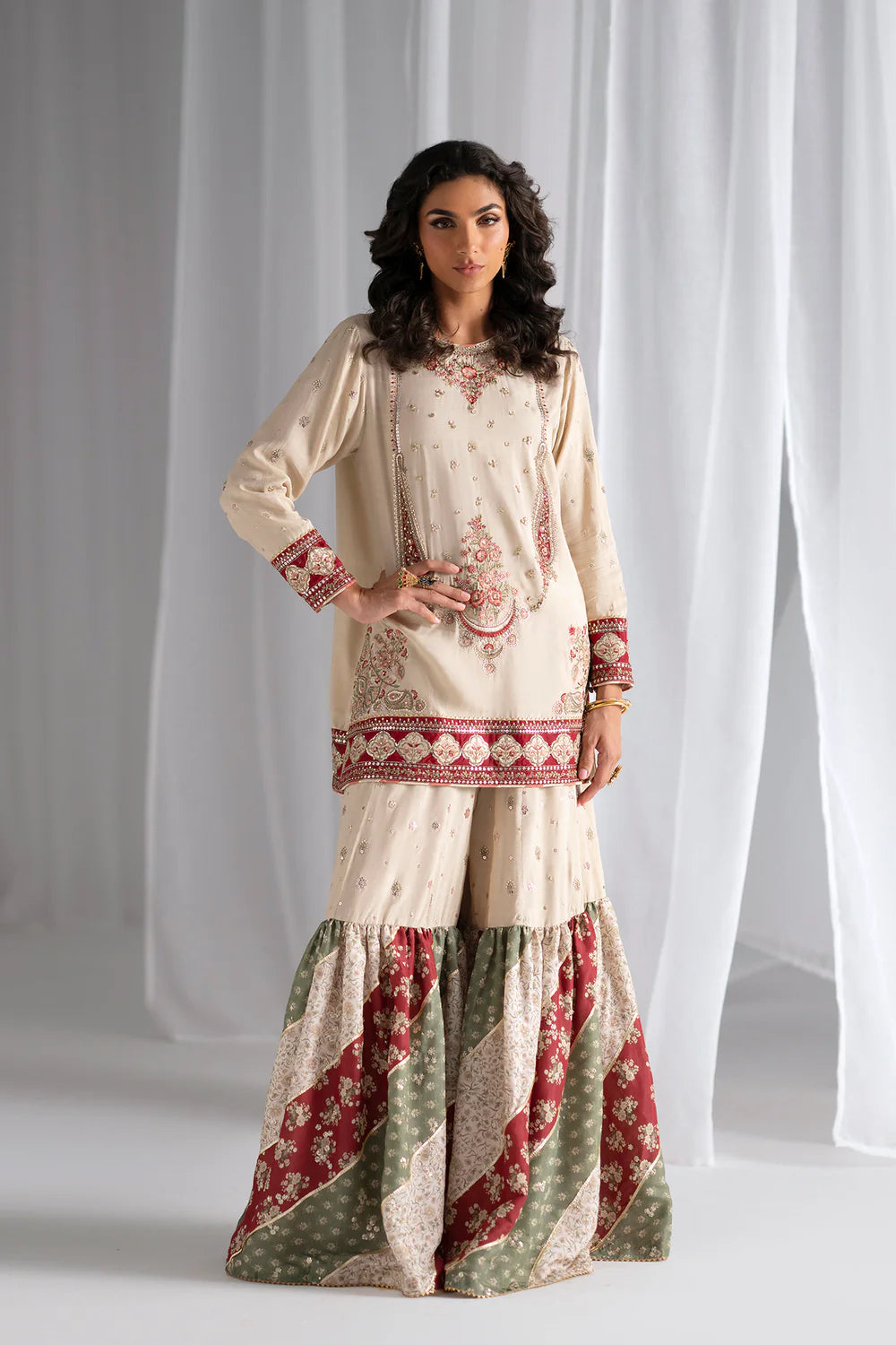 EMBROIDERED SUIT