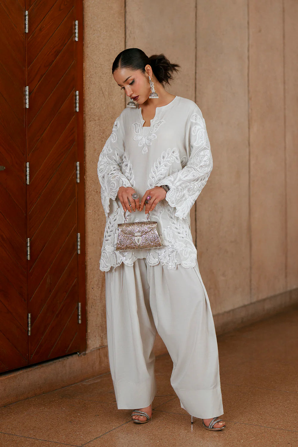 EMBROIDERED SUIT