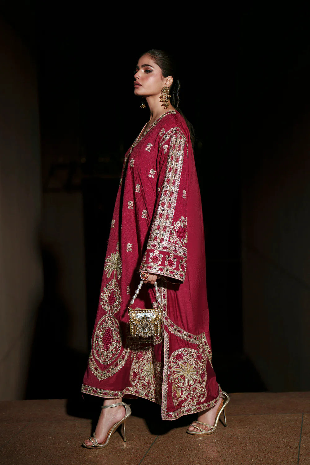EMBROIDERED SUIT