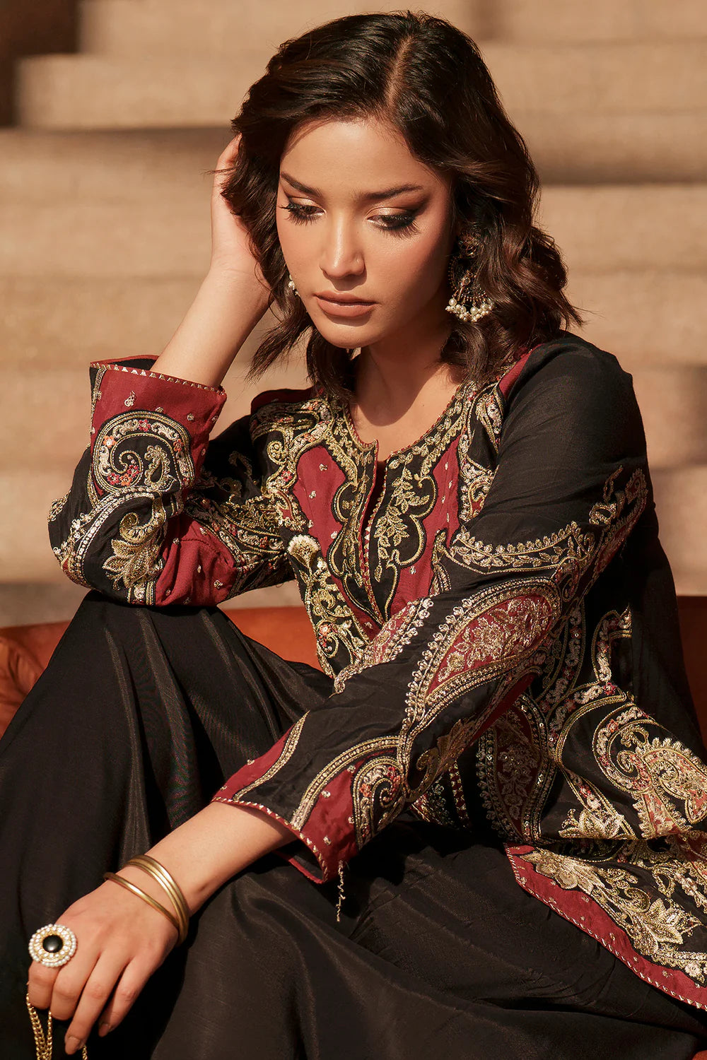 EMBROIDERED SUIT