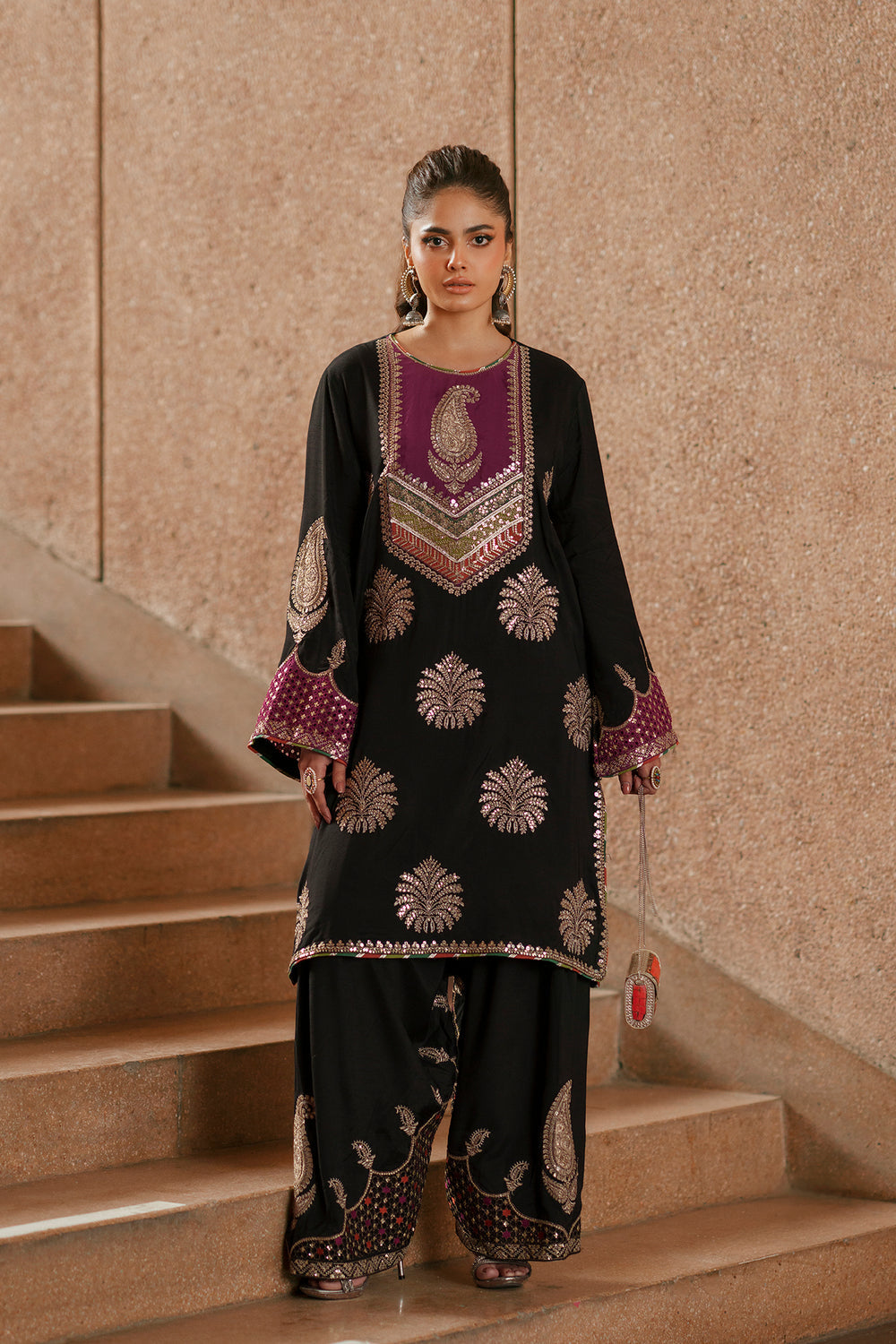 EMBROIDERED SUIT