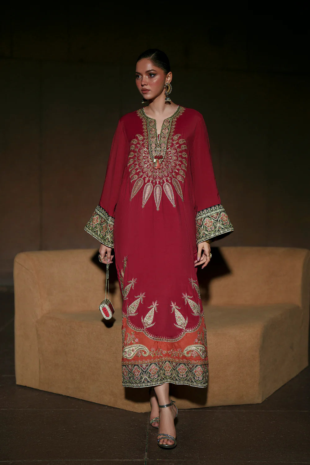 EMBROIDERED SUIT