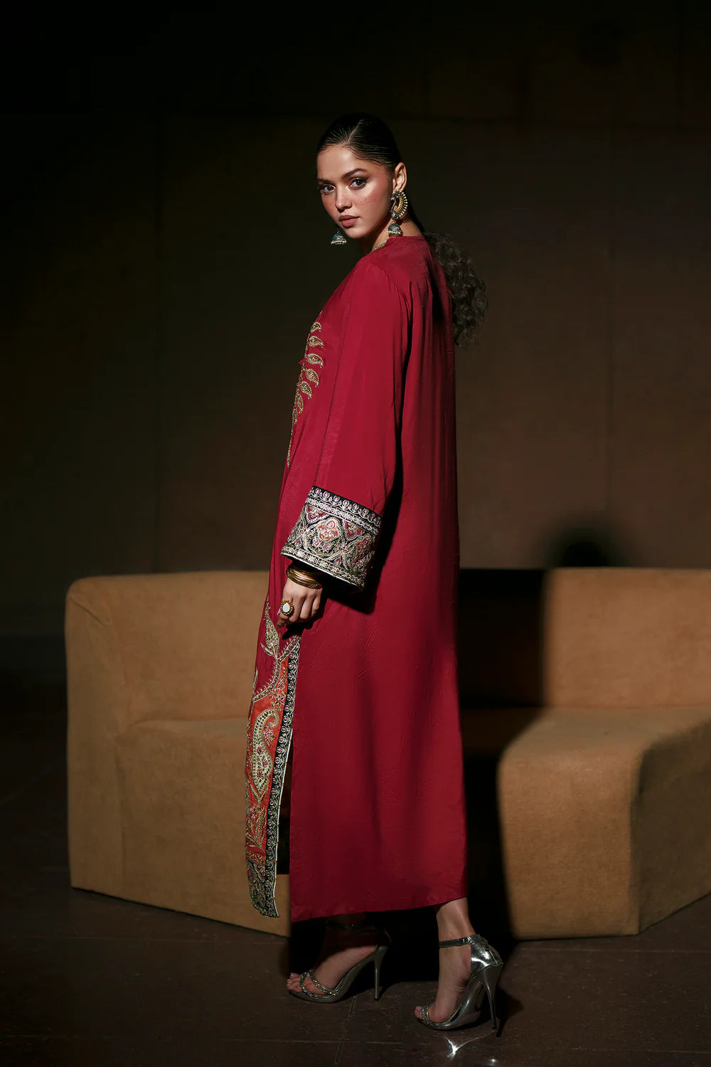 EMBROIDERED SUIT