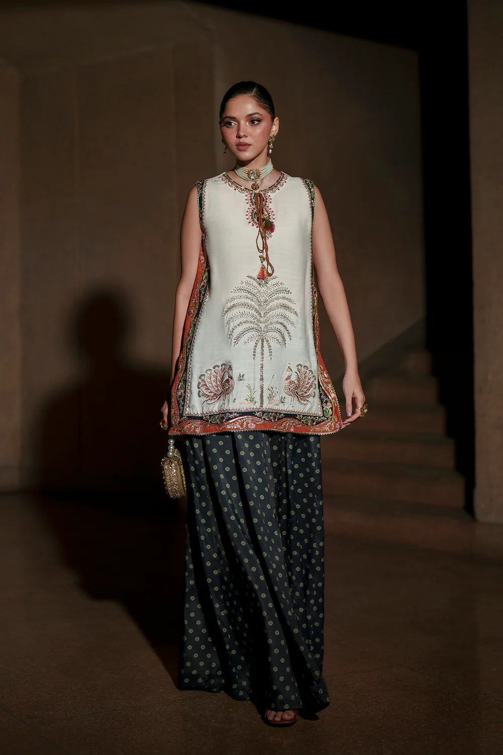 EMBROIDERED SUIT