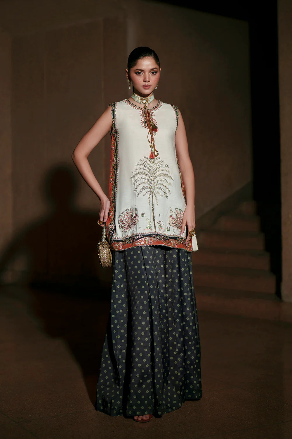 EMBROIDERED SUIT