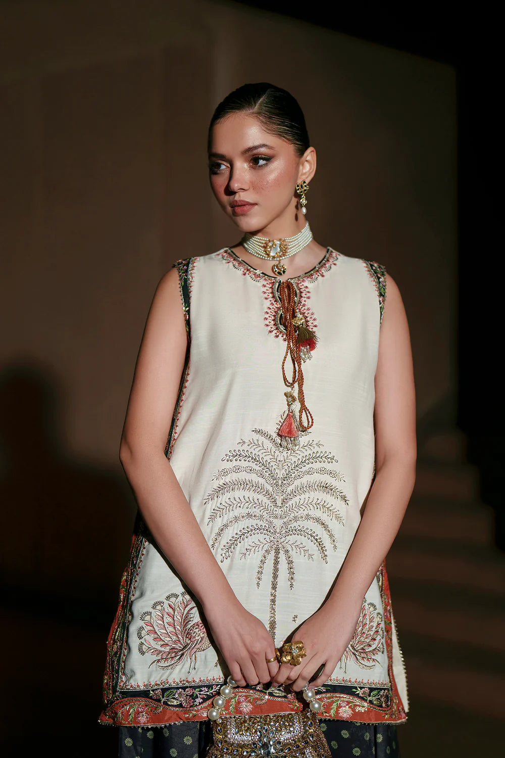 EMBROIDERED SUIT