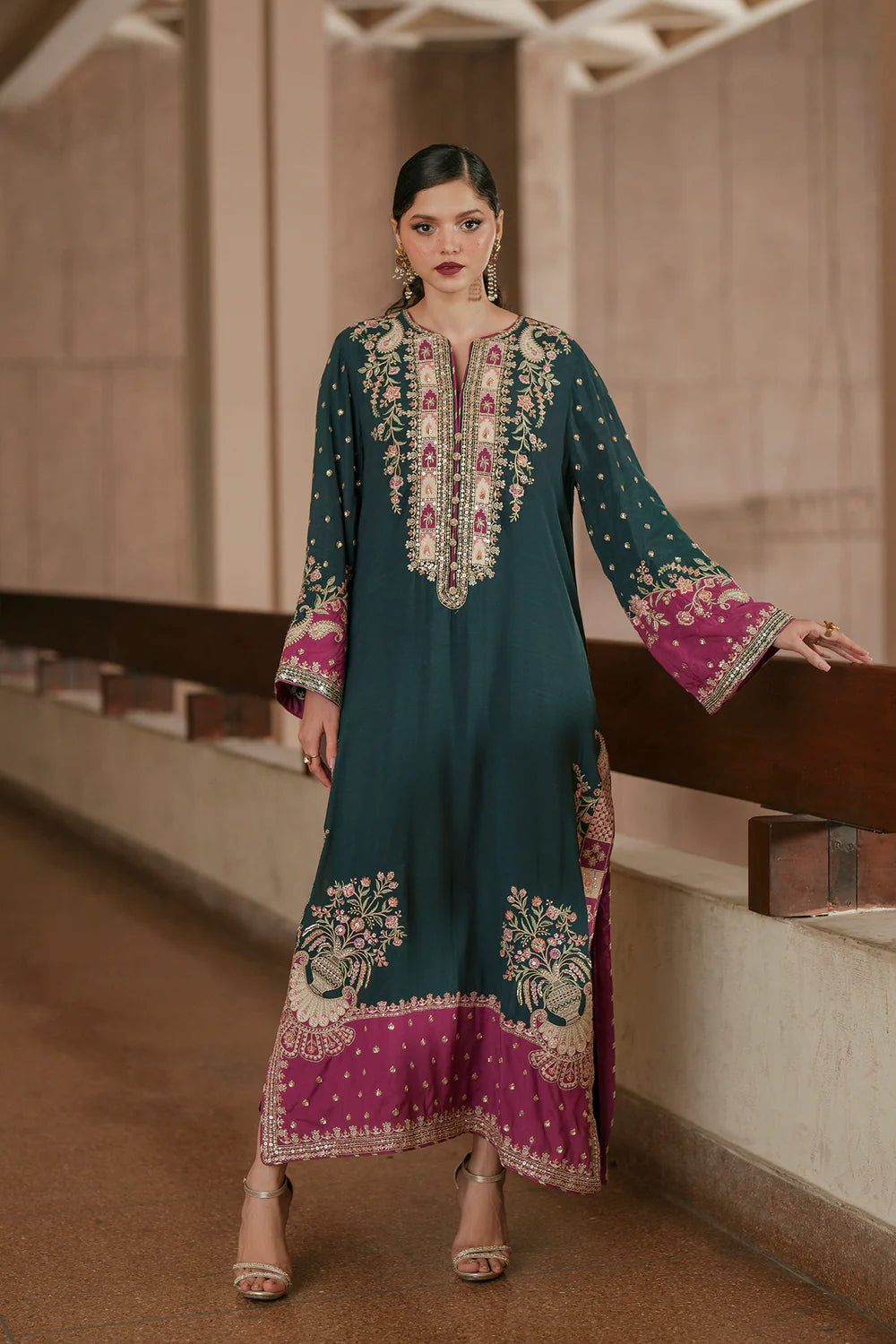EMBROIDERED SUIT