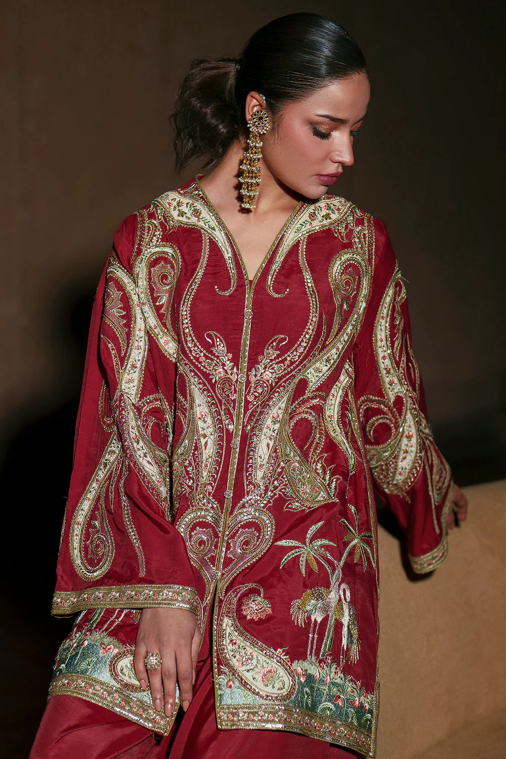 EMBROIDERED SUIT