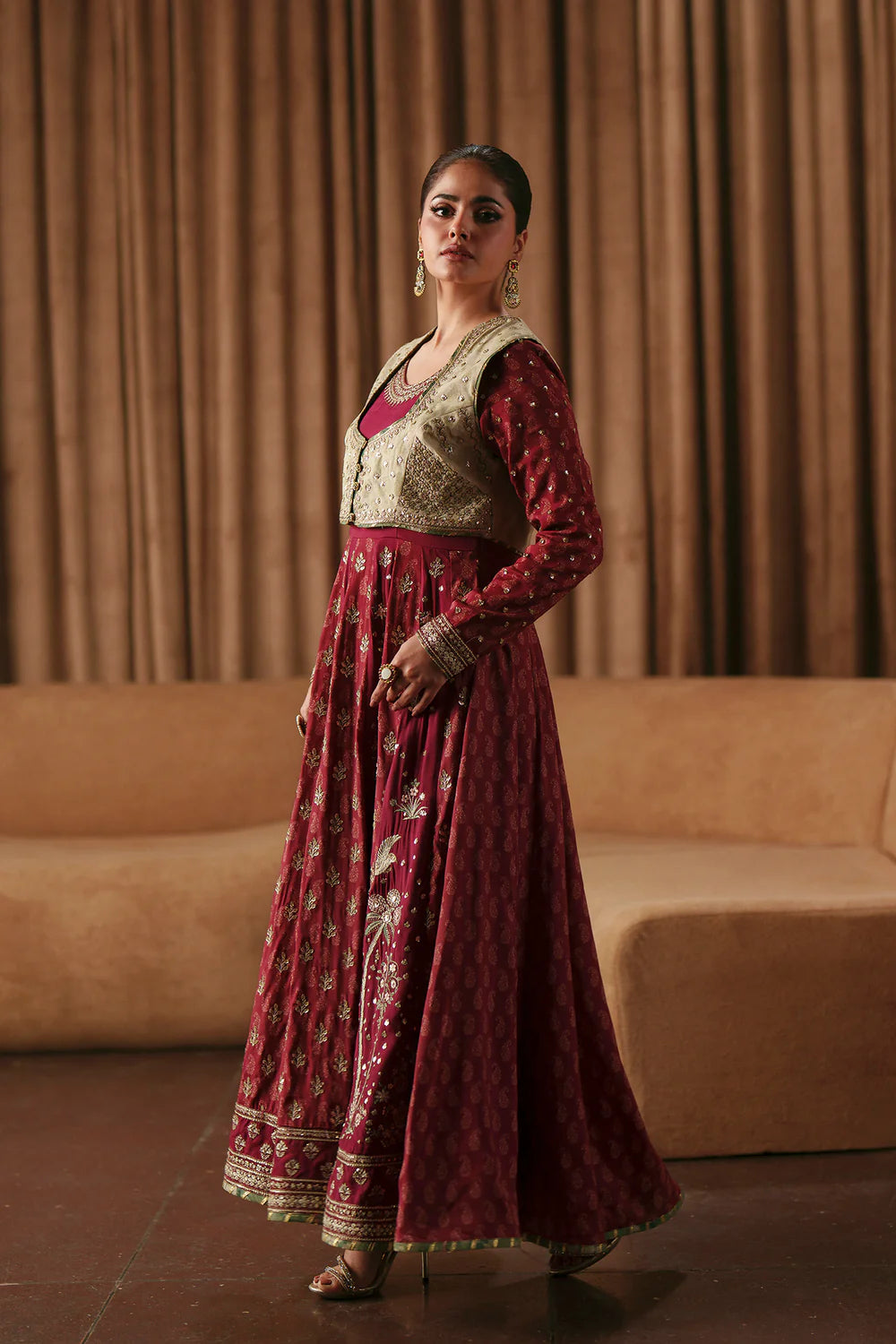 EMBROIDERED SUIT