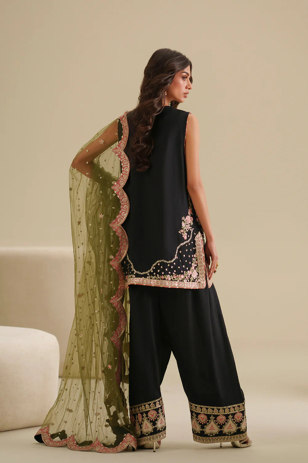 EMBROIDERED SUIT