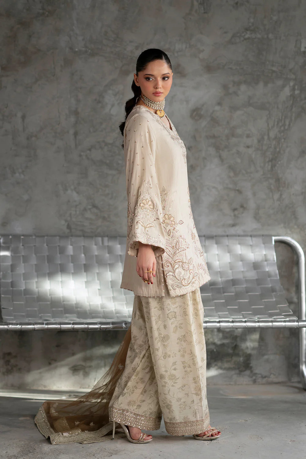 EMBROIDERED SUIT