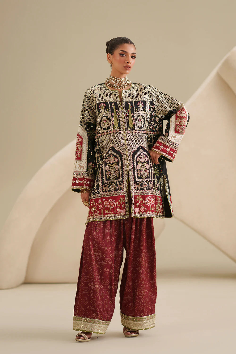 EMBROIDERED SUIT