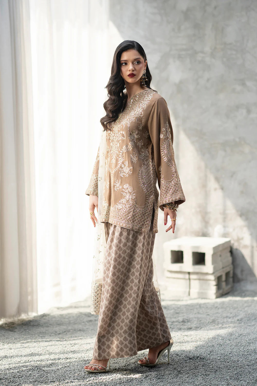 EMBROIDERED SUIT