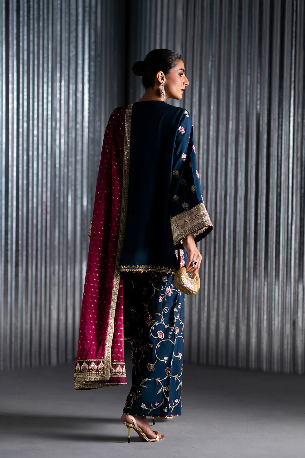 EMBROIDERED SUIT