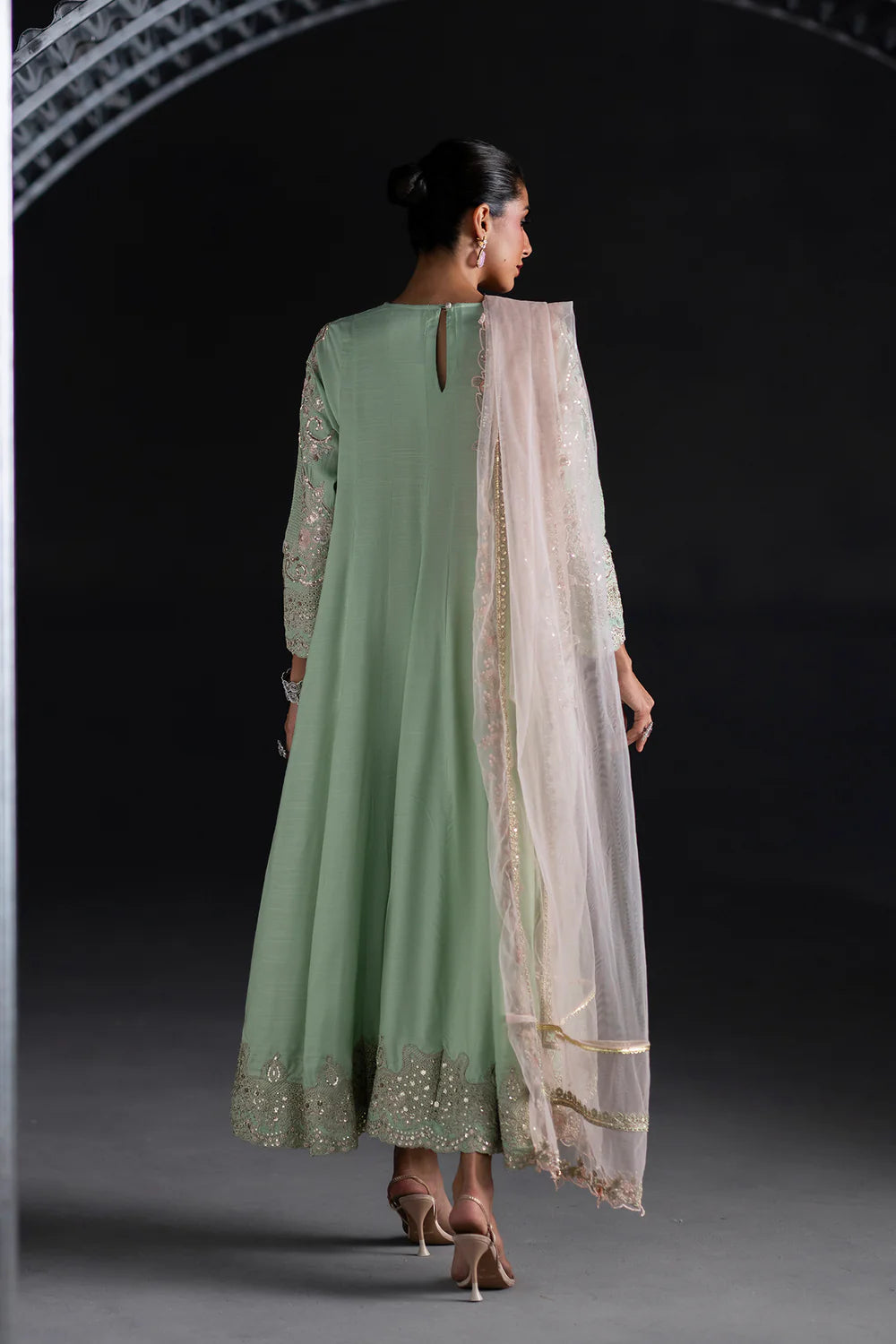 EMBROIDERED SUIT