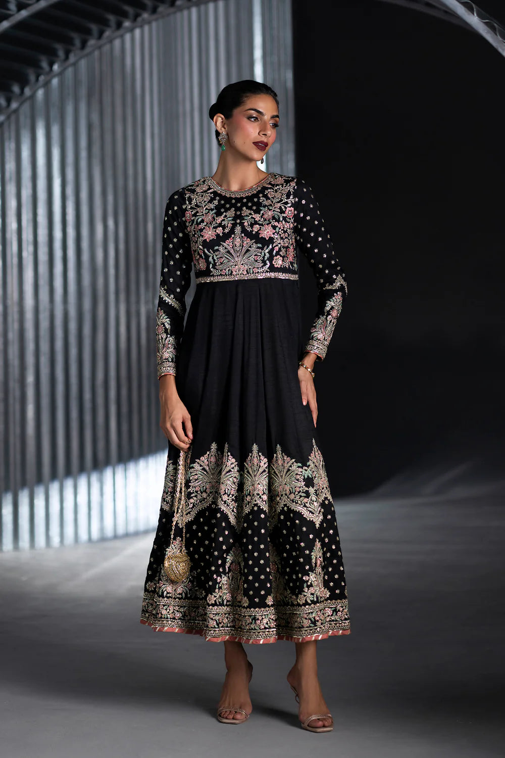 EMBROIDERED PISHWAS