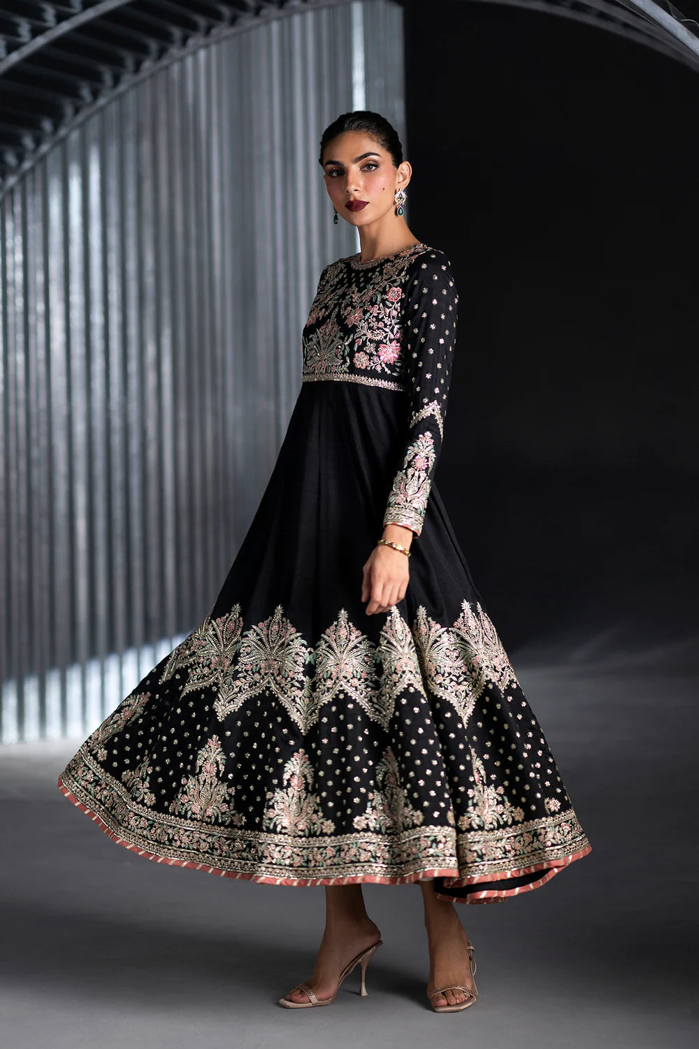 EMBROIDERED PISHWAS