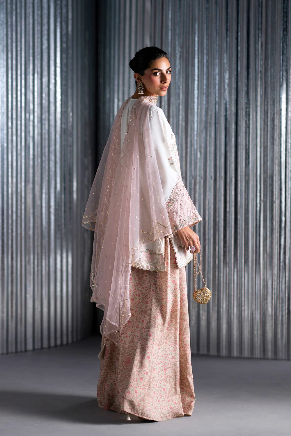 EMBROIDERED SUIT