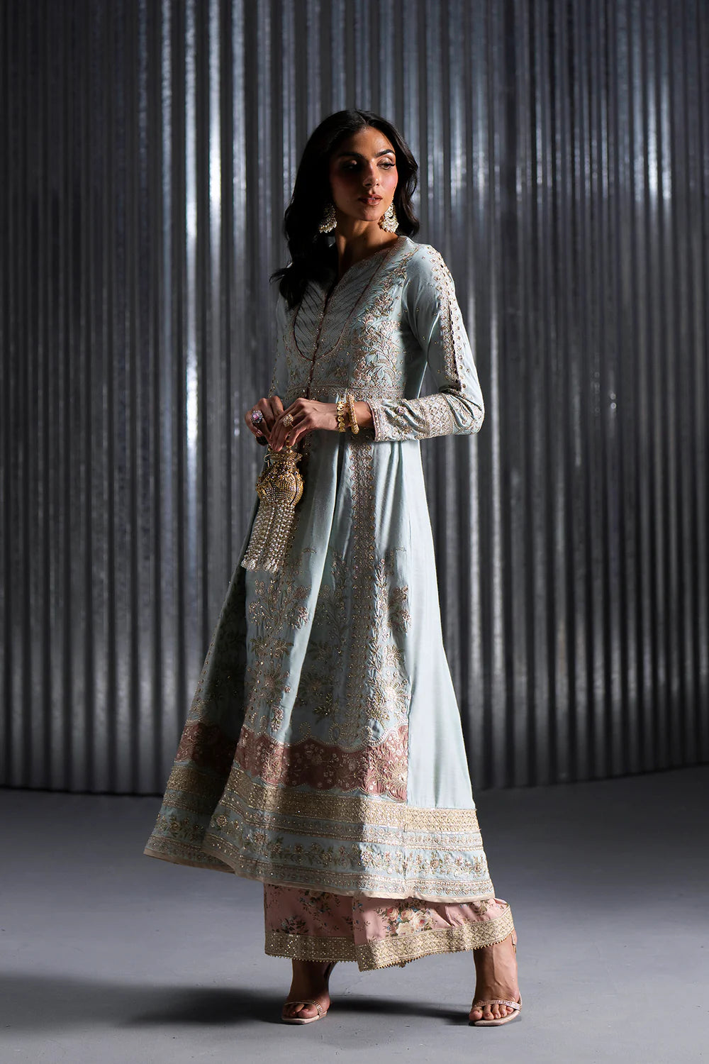 EMBROIDERED SUIT