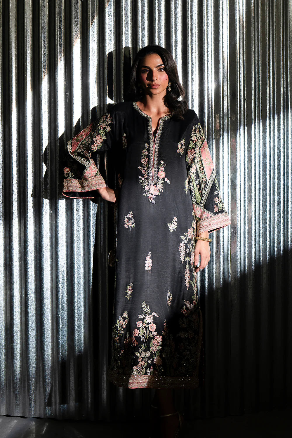 EMBROIDERED KAFTAN