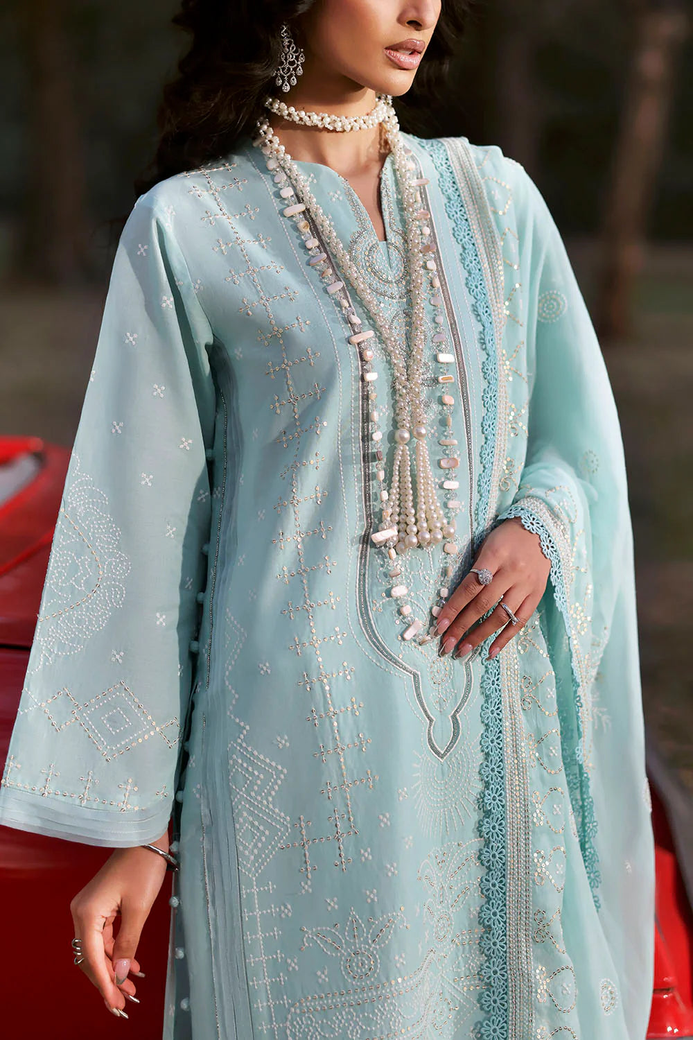 3 Piece Embroidered Lawn Suit With Embroidered Chiffon Dupatta KD-62001