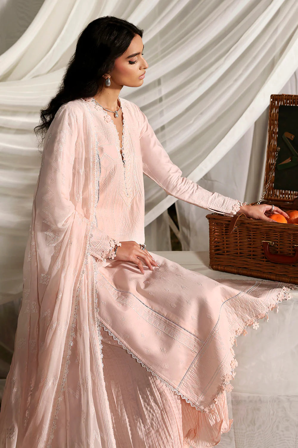3 Piece Embroidered Lawn Suit With Embroidered Chiffon Dupatta KD-62002