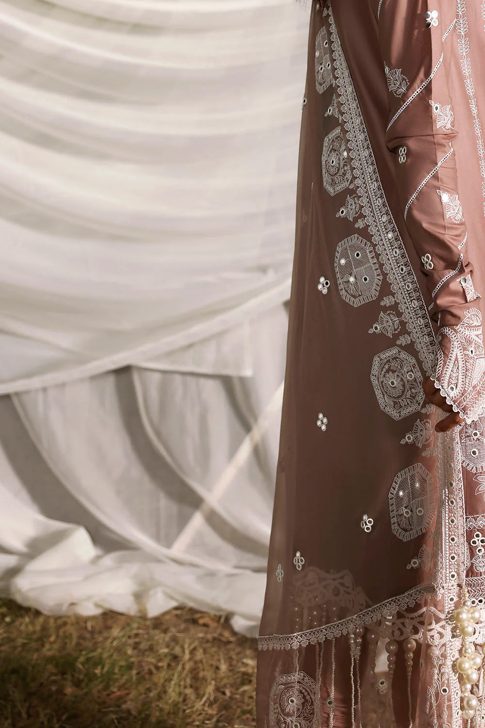3 Piece Sequins Embroidered Lawn Suit With Chiffon Dupatta PM-62021