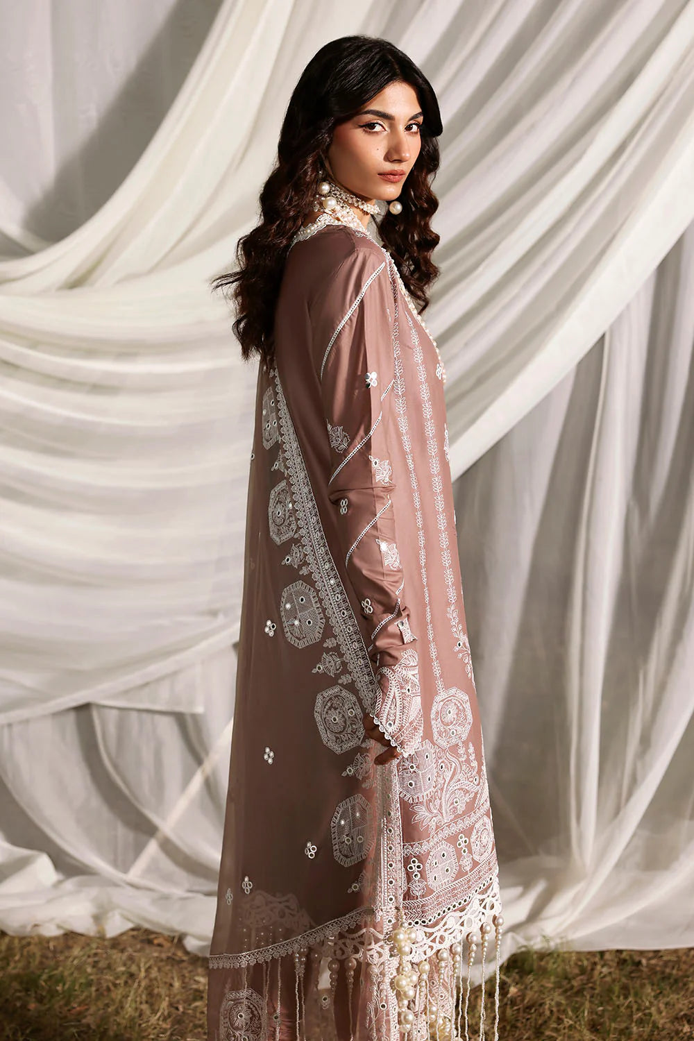 3 Piece Sequins Embroidered Lawn Suit With Chiffon Dupatta PM-62021