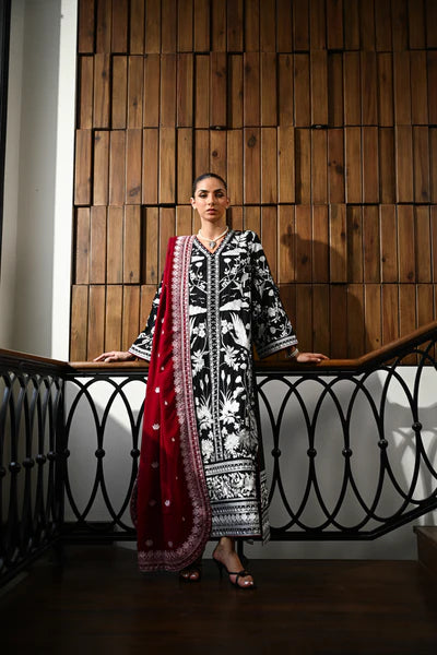 BLACK LUXURY EMBROIDERED KARANDI SET - SOLD OUT