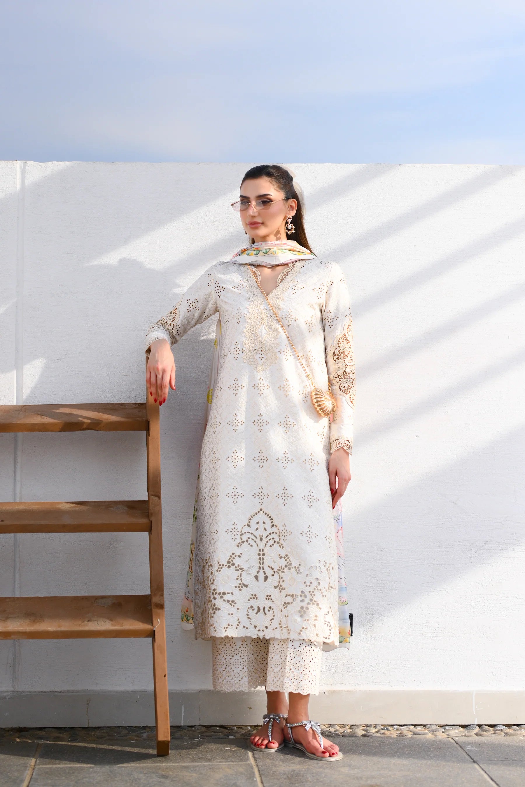 IVORY LUXURY EMBROIDERED - SOLD OUT